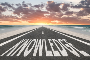 十七岁的女生用哪个牌子的防晒霜比较好？